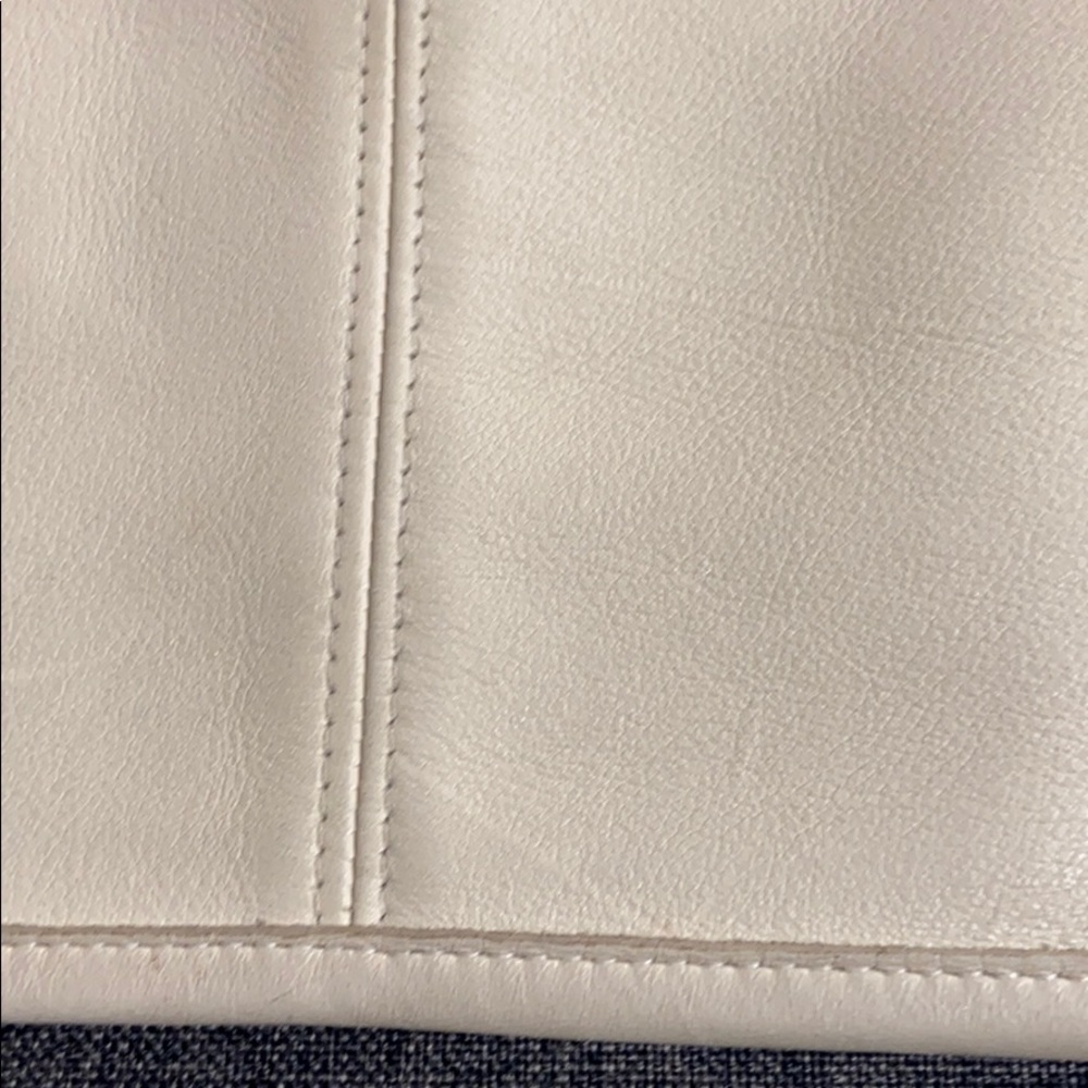 Vintage Coach leather cross body bag, cream - Picture 10 of 15